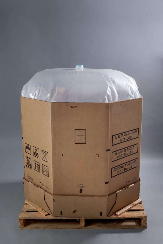 SISTEMA BAG IN BOX 1000 LITROS – CAIXA E BAG INFLADO (1)